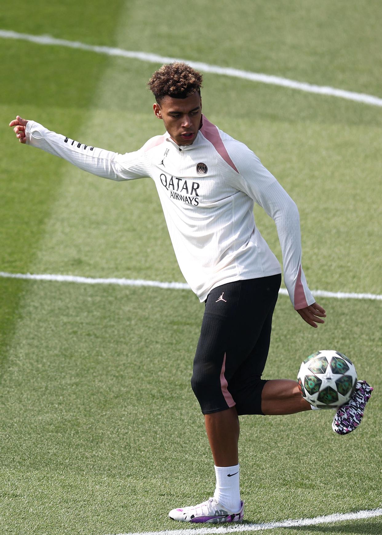 巴黎圣日耳曼发布备战花絮，清晨绝杀压哨，西甲任务艰巨，纪律约束更严格的简单介绍-lol竞猜平台