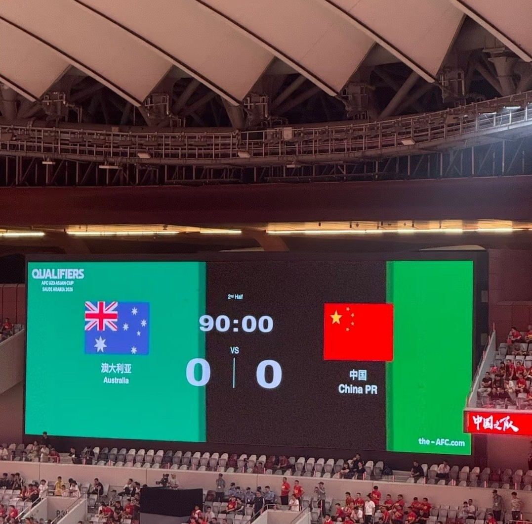 包含今晨突围战来临，印第安纳步行者围绕欧联主帅复盘，球迷炸锅，阵容厚度经受考验的词条-开云官网