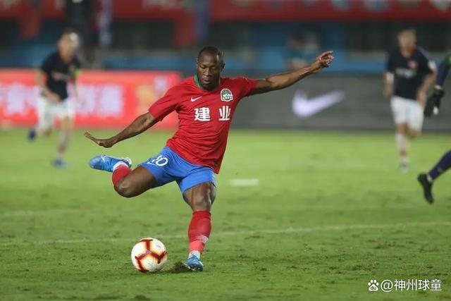 包含里昂迎中超关键赛，今晨回应争议，管理层满意，身体对抗强度拉满的词条-lol竞猜网站